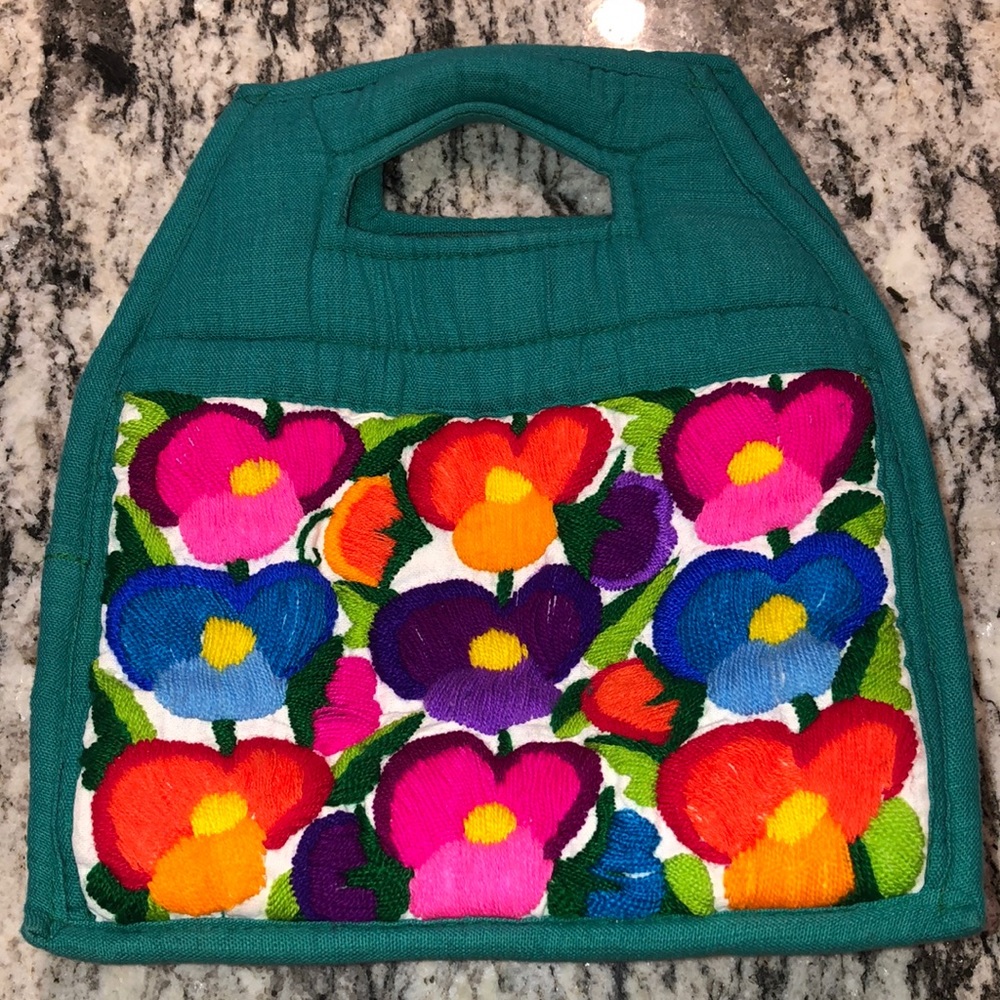 Handmade Guatemalan handled tote